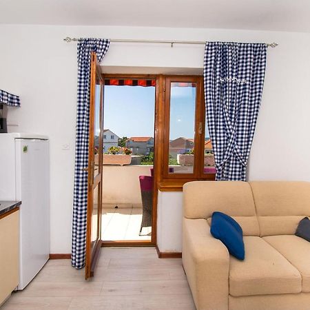 Apartments Happy Place Водице Екстериор снимка