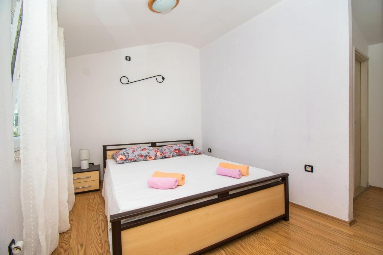 Apartments Happy Place Водице Екстериор снимка