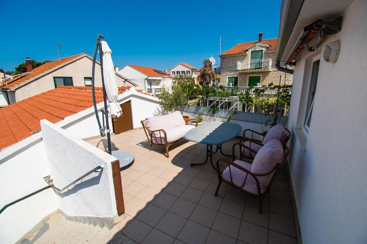Apartments Happy Place Водице Екстериор снимка