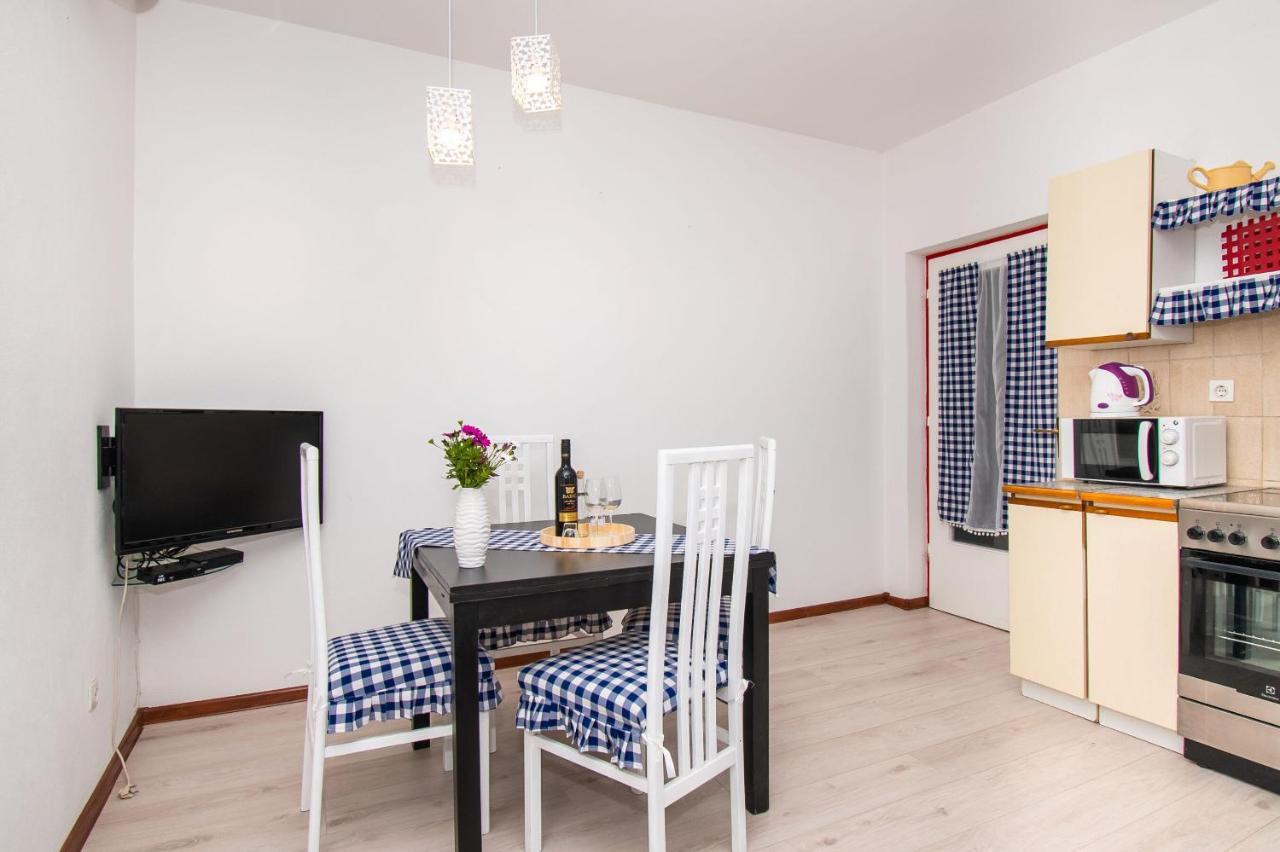 Apartments Happy Place Водице Екстериор снимка