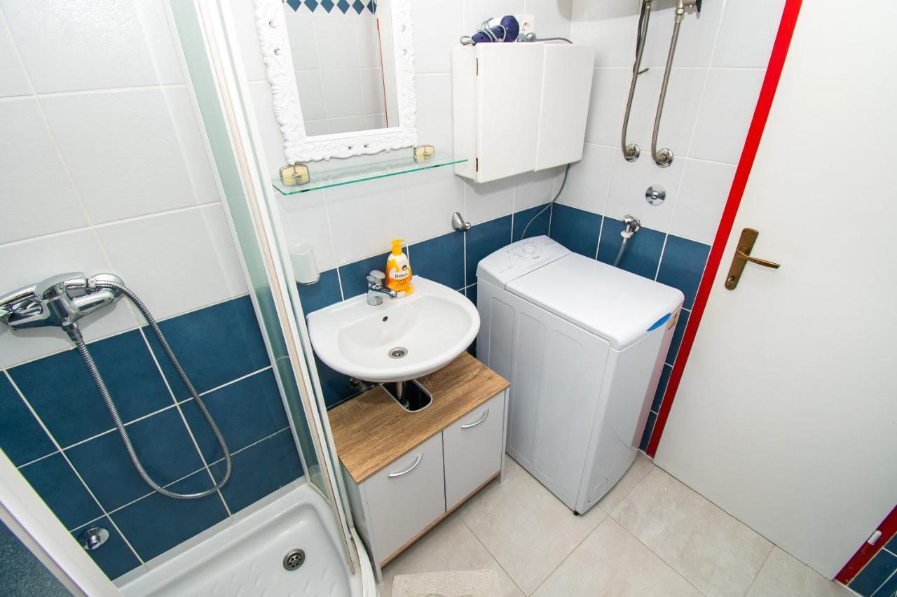 Apartments Happy Place Водице Екстериор снимка