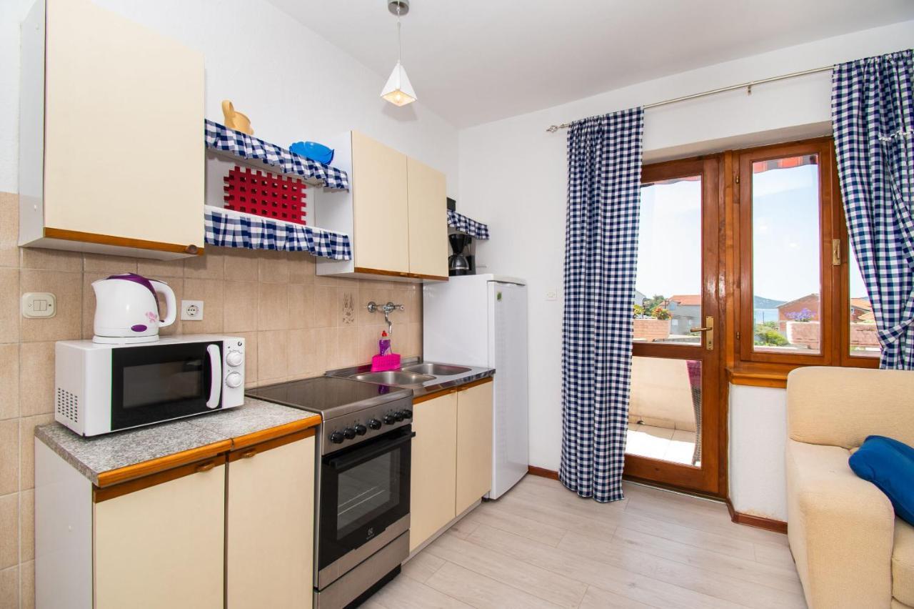 Apartments Happy Place Водице Екстериор снимка